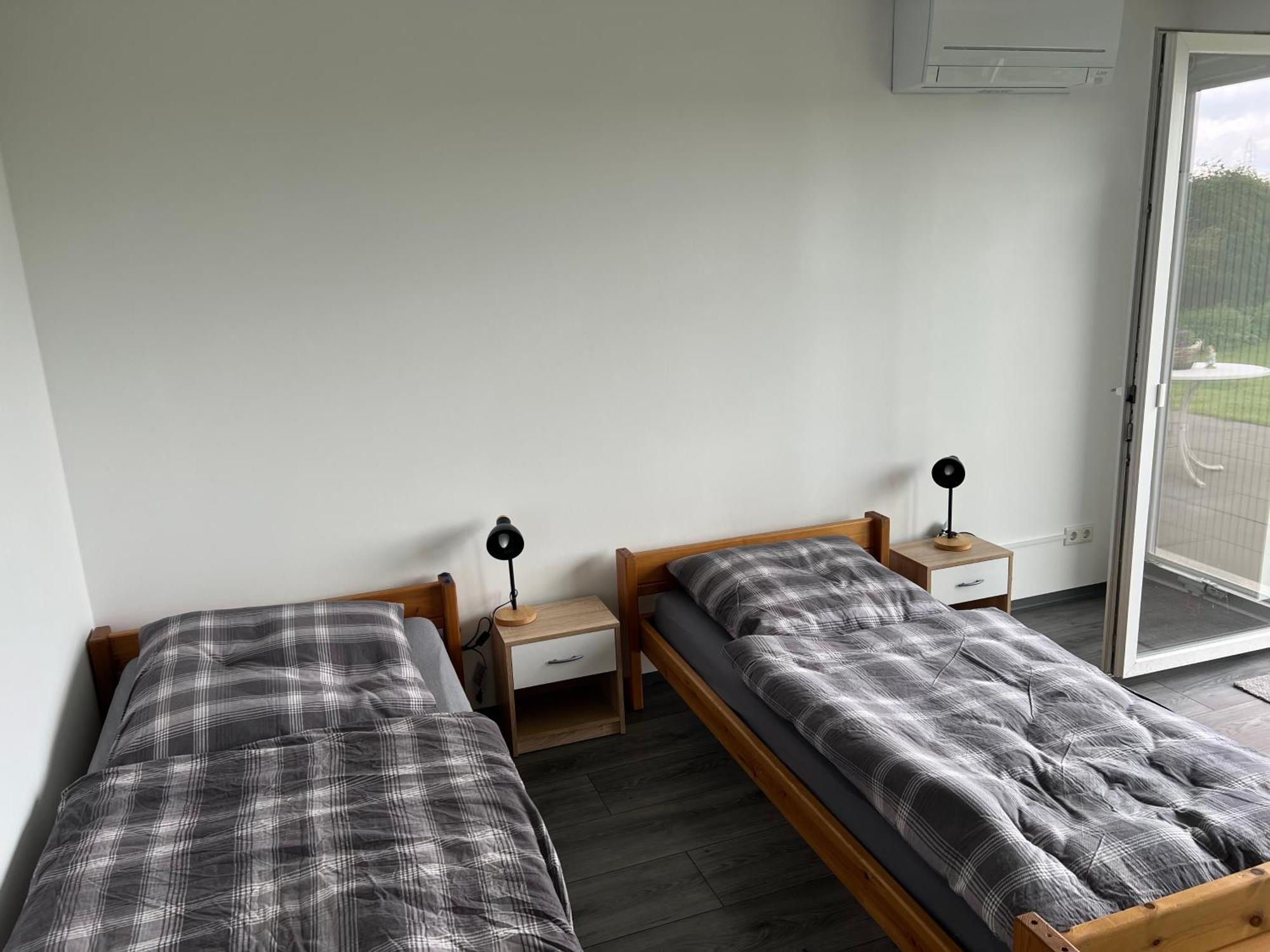 Bungalow Neuss Luaran gambar